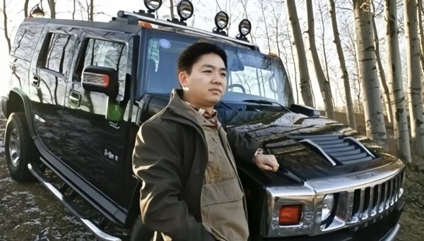 杨帆配资 刘强东新车惊艳亮相, 炸翻全网